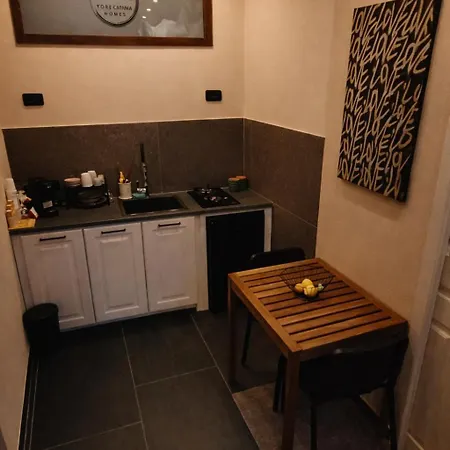 Yore' S Apartment